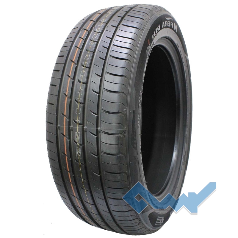 Roadstone N'Fera RU1