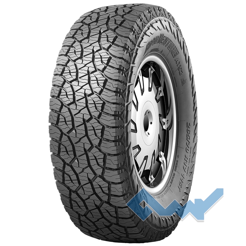 Kumho Road Venture AT52